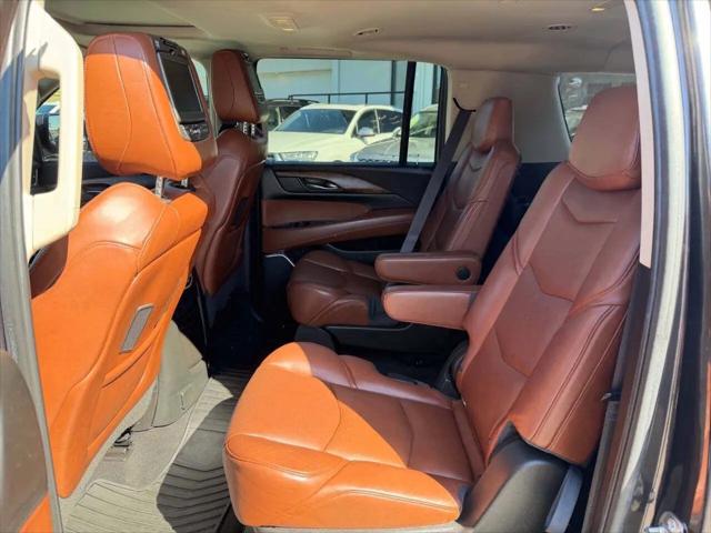 2017 Cadillac Escalade ESV Luxury