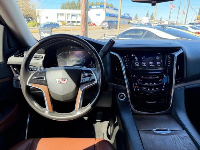 2017 Cadillac Escalade ESV Luxury