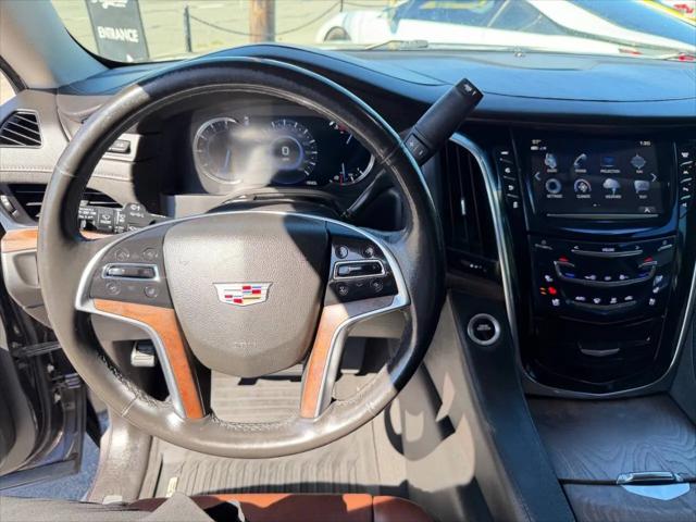 2017 Cadillac Escalade ESV Luxury
