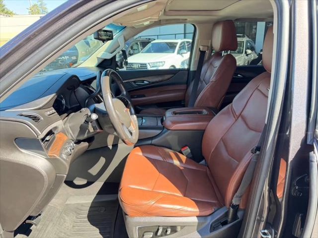 2017 Cadillac Escalade ESV Luxury