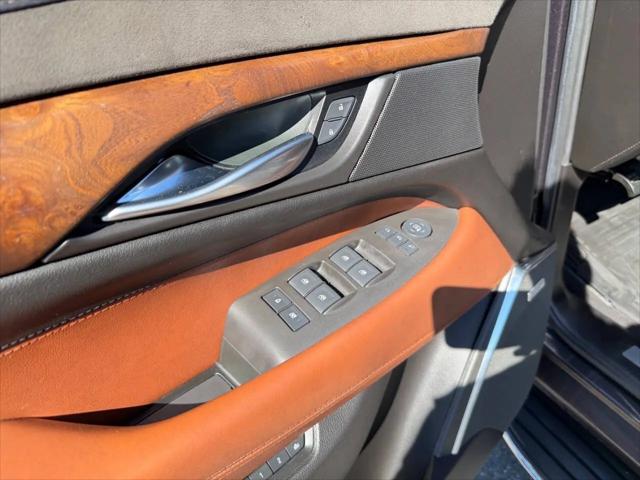 2017 Cadillac Escalade ESV Luxury