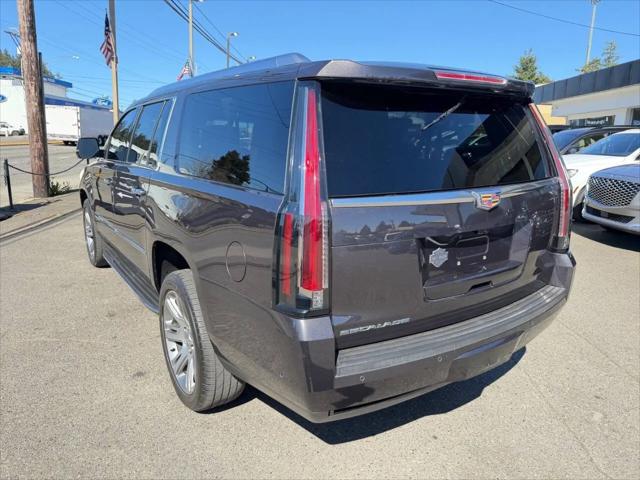2017 Cadillac Escalade ESV Luxury