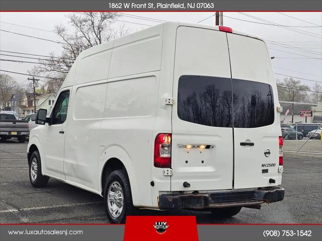 2013 Nissan 2500 S V6