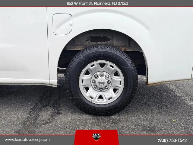 2013 Nissan 2500 S V6