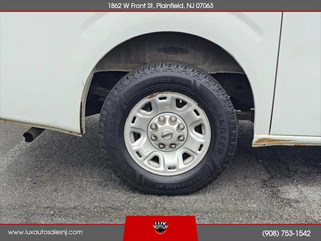 2013 Nissan 2500 S V6