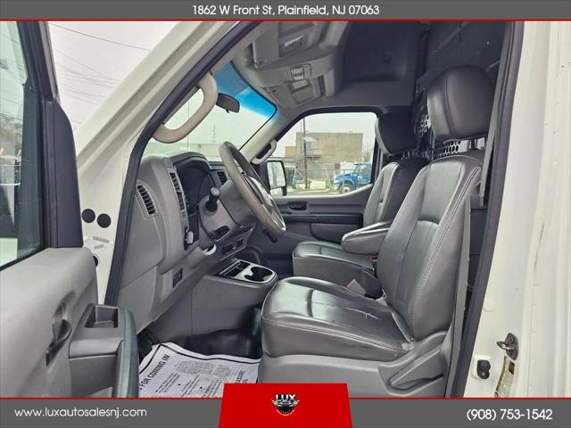 2013 Nissan 2500 S V6