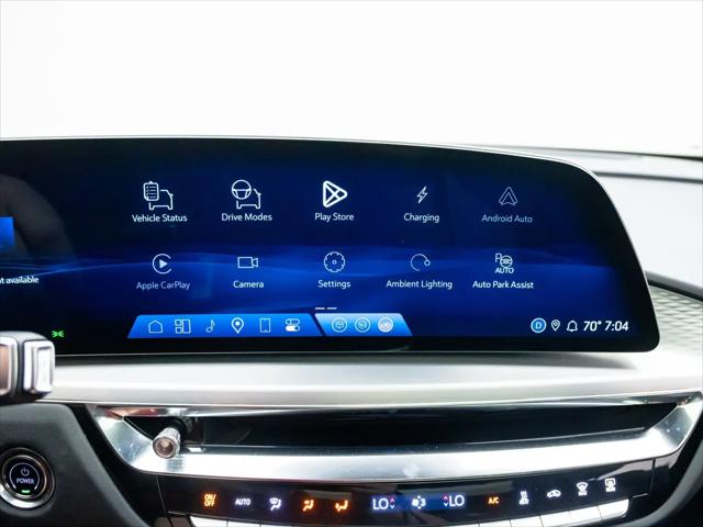 2025 Cadillac iQ Luxury 3 RWD