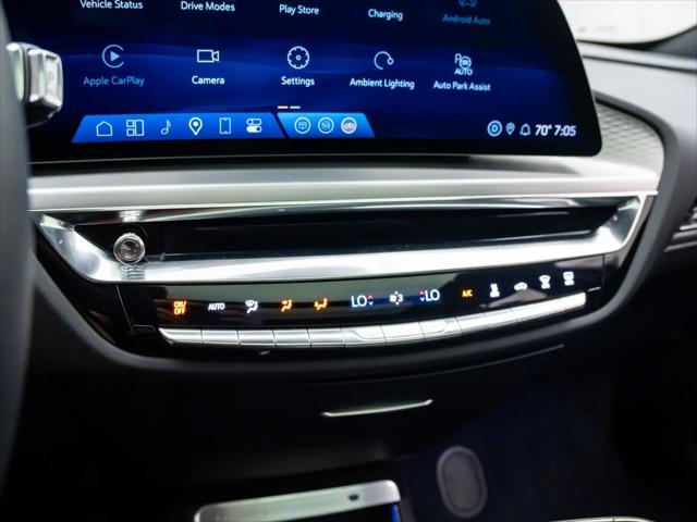 2025 Cadillac iQ Luxury 3 RWD