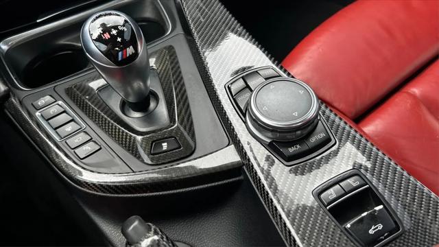2016 BMW M4 Standard