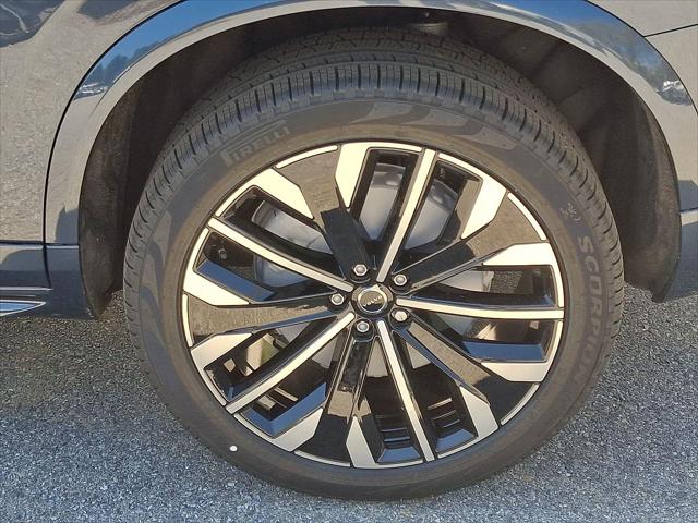 2026 Volvo XC90 Plug-In Hybrid Ultra Dark Theme, T8 AWD, Electric/Gasoline, 6 Seats