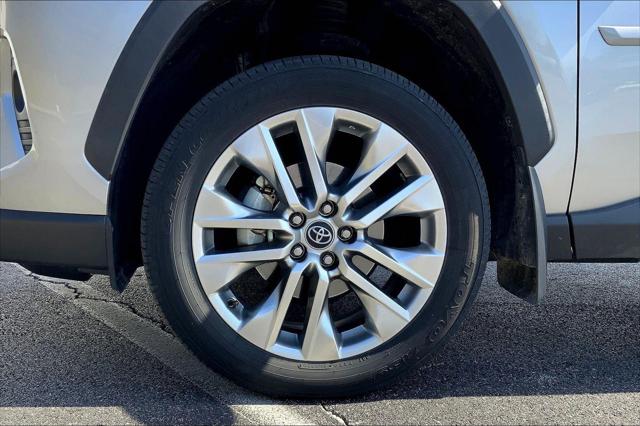 2020 Toyota RAV4 Limited
