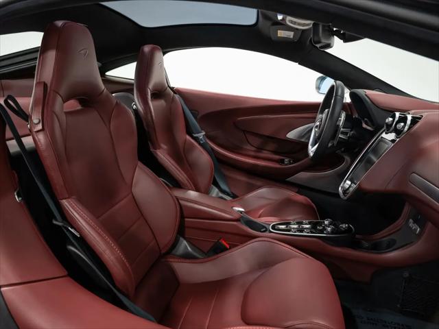 2023 McLaren GT Standard