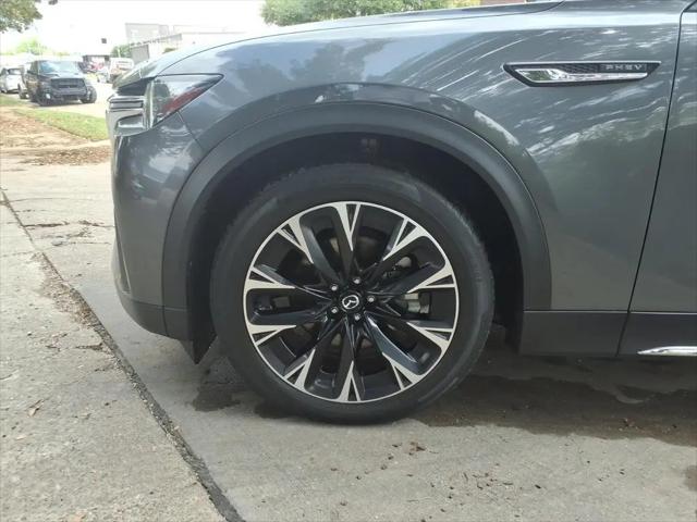 2024 Mazda X-90 Premium Plus