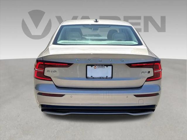 2024 Volvo S60 B5 Ultimate Dark Theme