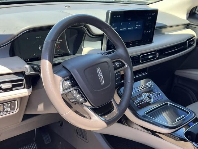 2022 Lincoln Nautilus Standard