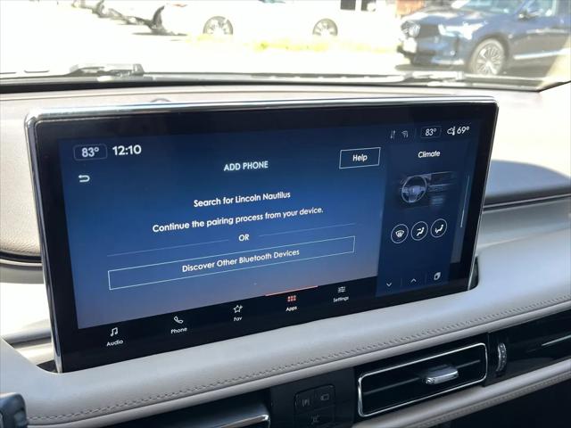 2022 Lincoln Nautilus Standard