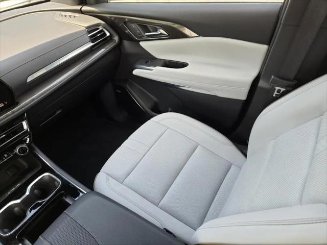 2025 Chevrolet Traverse AWD High Country