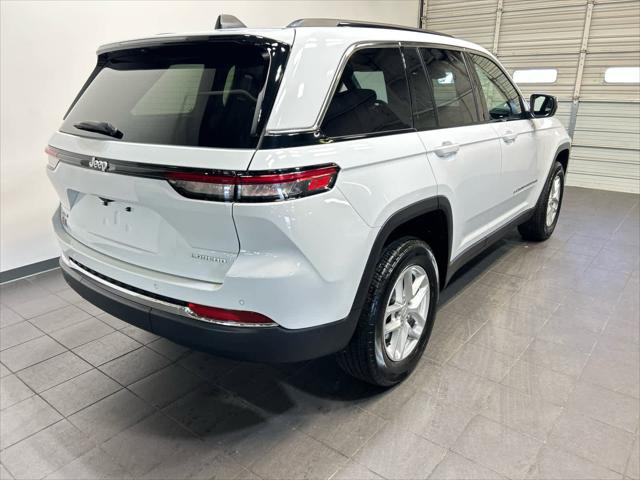 2025 Jeep Grand Cherokee Laredo X 4x4 2025 Jeep Grand Cherokee Laredo X 4x4