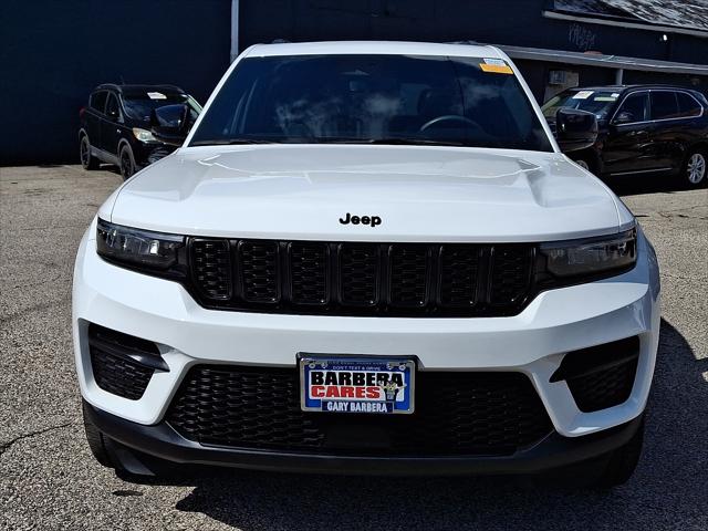 2023 Jeep Grand Cherokee Altitude 4x4 2023 Jeep Grand Cherokee Altitude 4x4