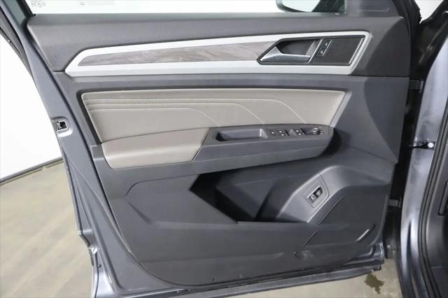 2021 Volkswagen Atlas Cross Sport 2.0T SE w/Technology