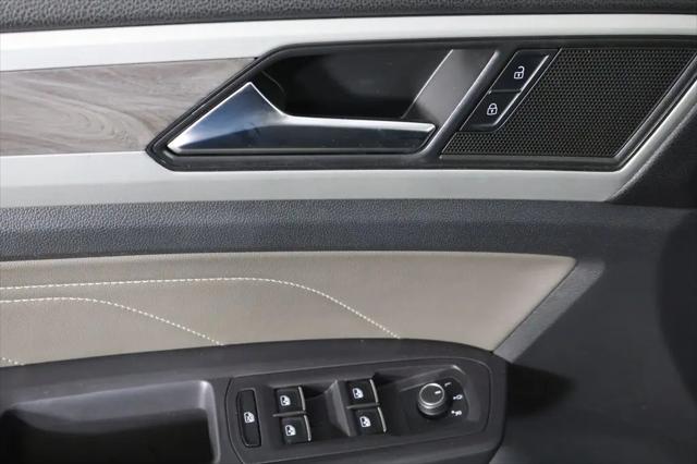 2021 Volkswagen Atlas Cross Sport 2.0T SE w/Technology