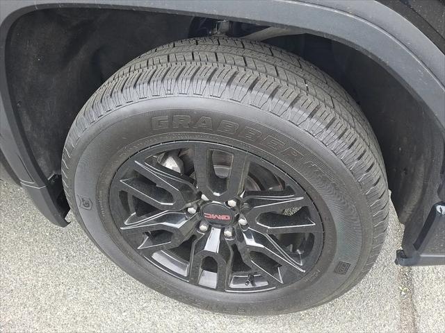2025 GMC Sierra 1500 4WD Crew Cab Short Box Elevation with 3SB
