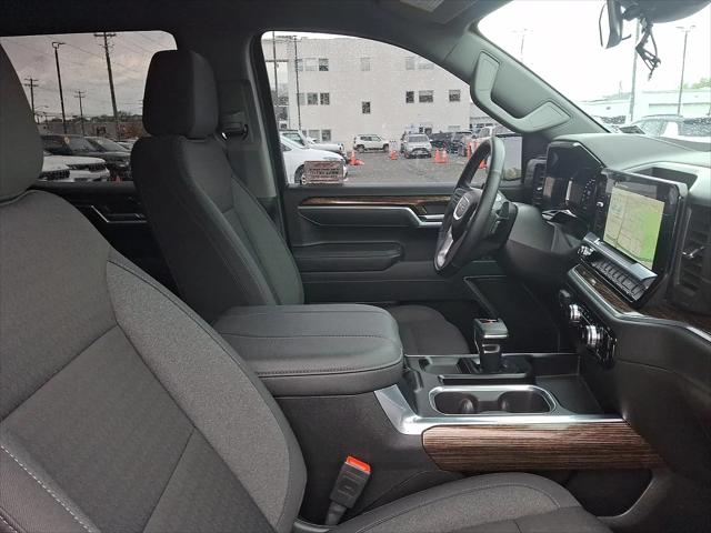 2025 GMC Sierra 1500 4WD Crew Cab Short Box Elevation with 3SB