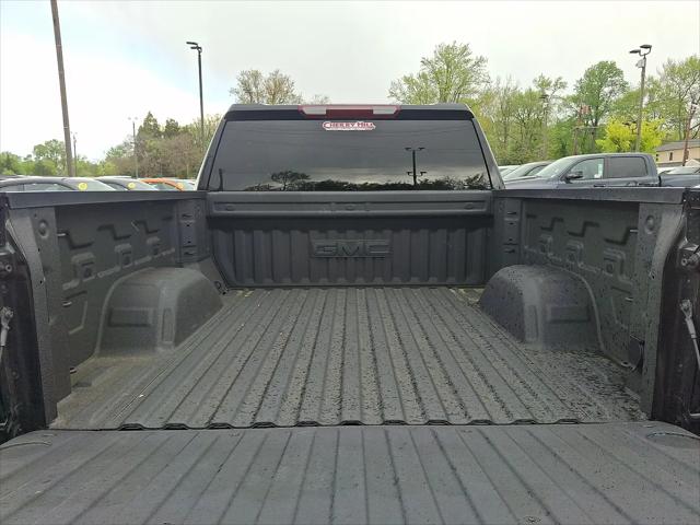 2025 GMC Sierra 1500 4WD Crew Cab Short Box Elevation with 3SB