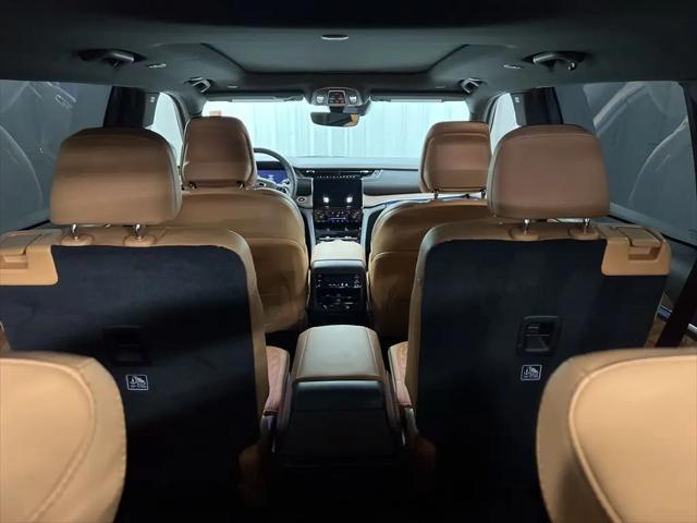 2025 Jeep Grand Cherokee L Summit 4x4