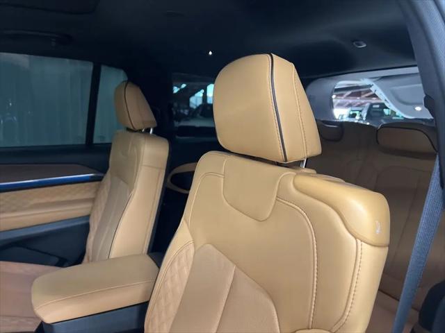 2025 Jeep Grand Cherokee L Summit 4x4