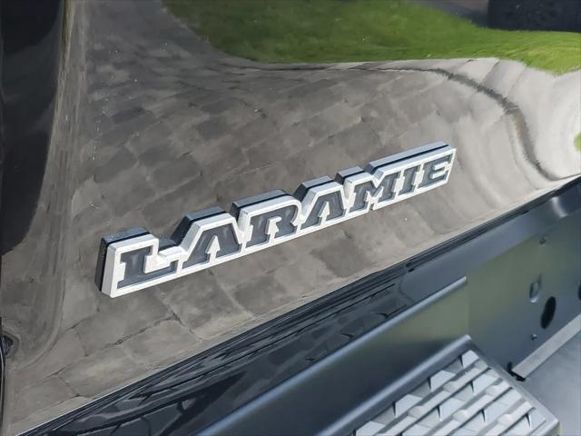 2022 Ram 1500 Laramie Crew Cab 4x2 5'7" Box