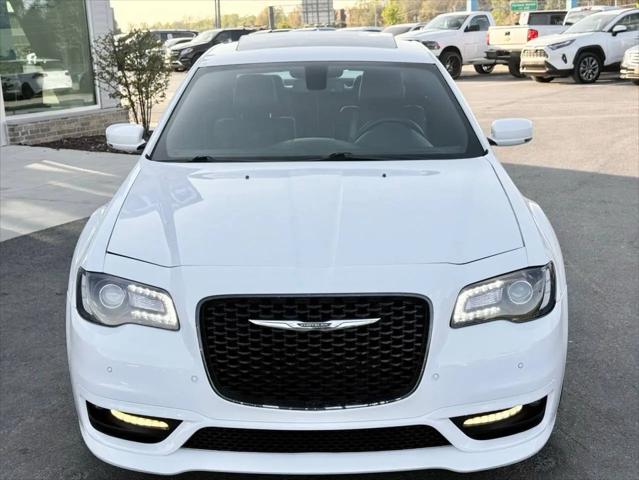 2017 Chrysler 300 Limited AWD