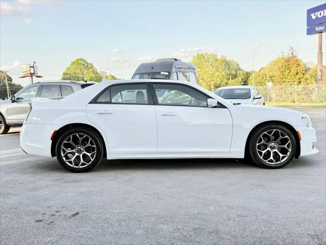 2017 Chrysler 300 Limited AWD