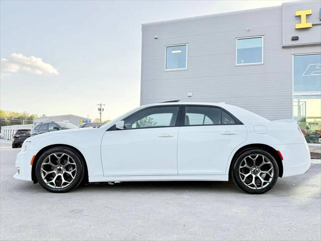 2017 Chrysler 300 Limited AWD