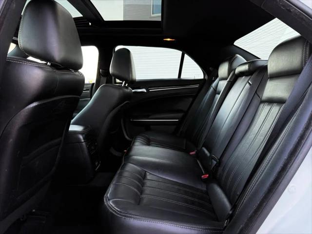 2017 Chrysler 300 Limited AWD