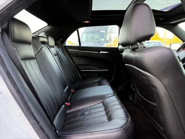 2017 Chrysler 300 Limited AWD