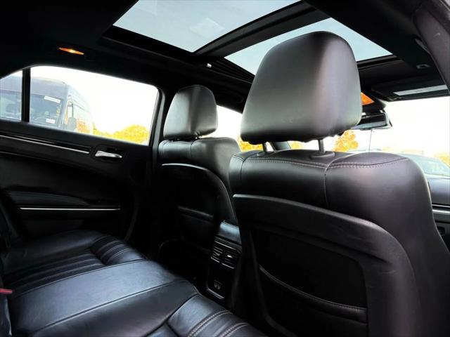 2017 Chrysler 300 Limited AWD