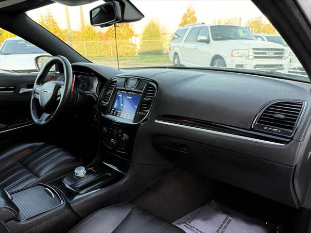 2017 Chrysler 300 Limited AWD