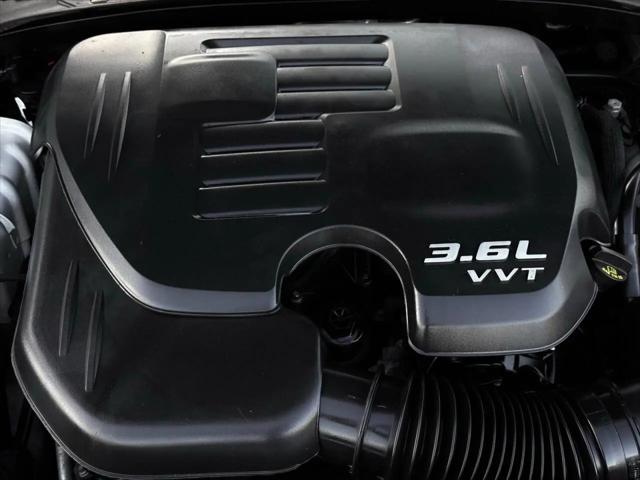 2017 Chrysler 300 Limited AWD