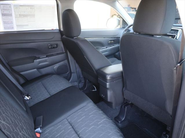 2026 Mitsubishi Outlander Sport 2.0 LE