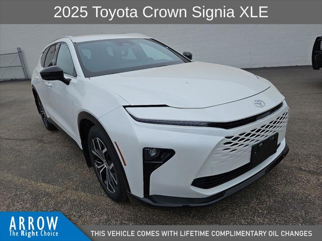 2025 Toyota Crown Signia XLE