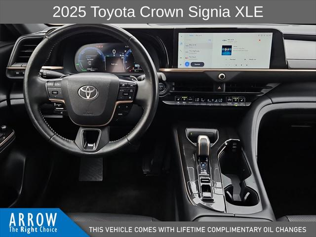 2025 Toyota Crown Signia XLE