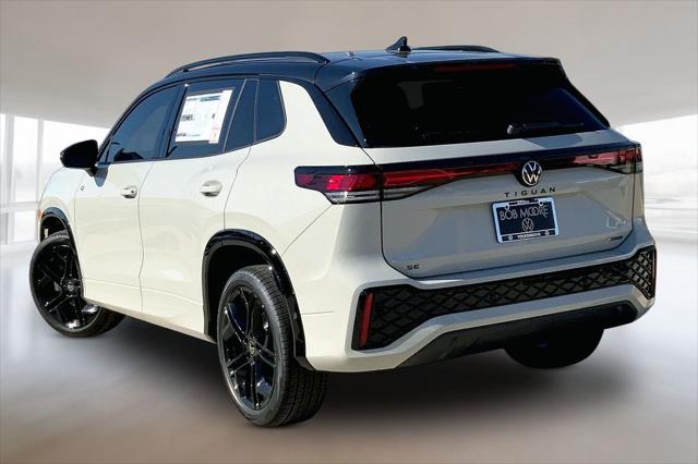 2026 Volkswagen Tiguan SE R-Line Black