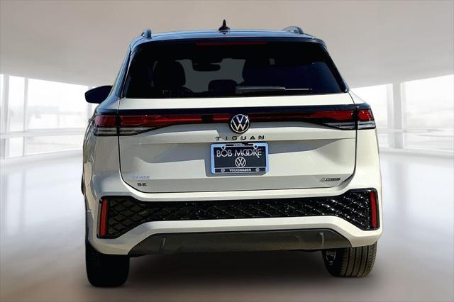 2026 Volkswagen Tiguan SE R-Line Black