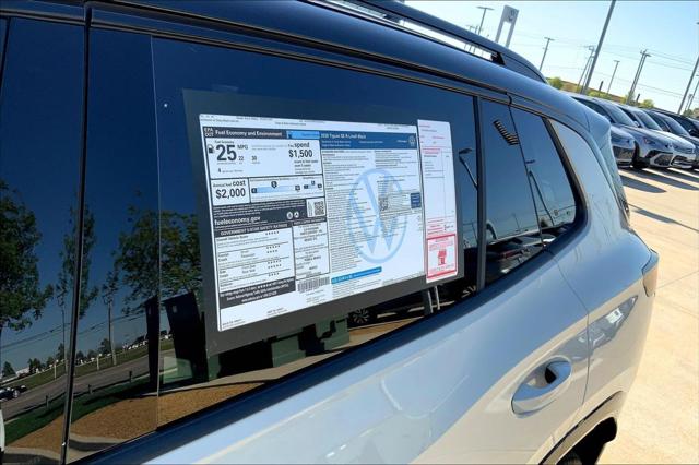 2026 Volkswagen Tiguan SE R-Line Black