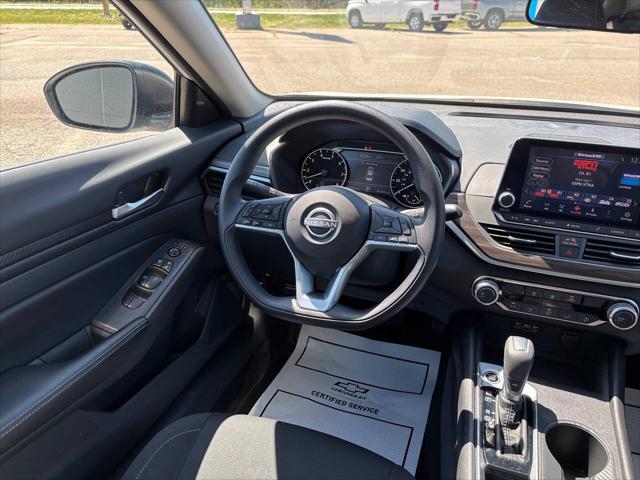 2025 Nissan Altima SV FWD