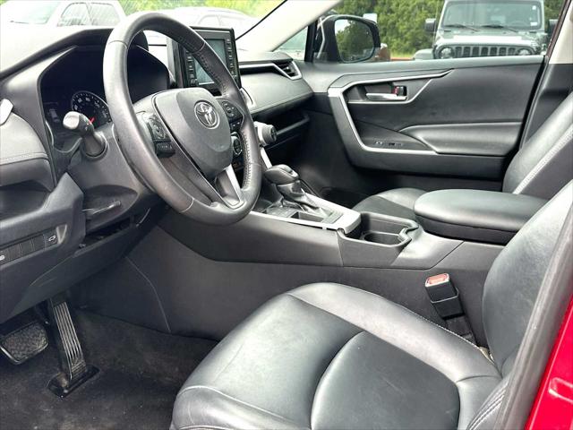 2020 Toyota RAV4 XLE Premium