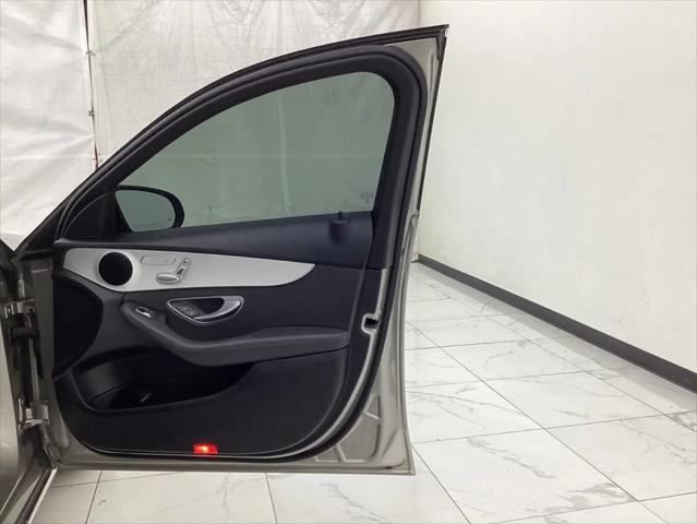 2019 Mercedes-Benz C-CLASS C 300 C 300 Sedan