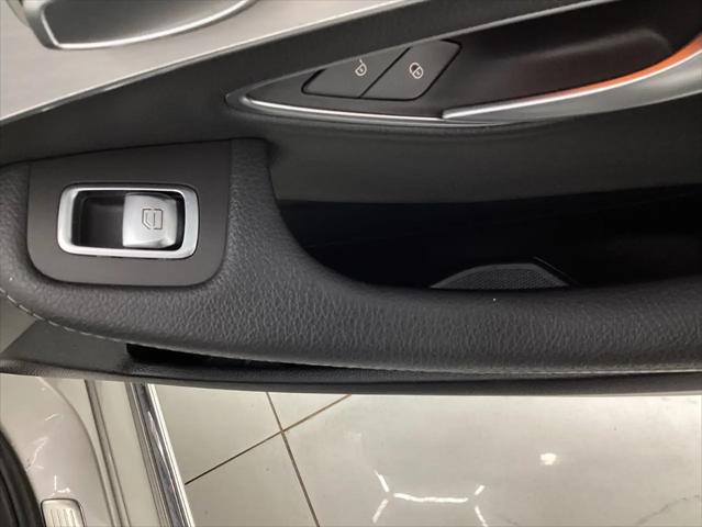 2019 Mercedes-Benz C-CLASS C 300 C 300 Sedan