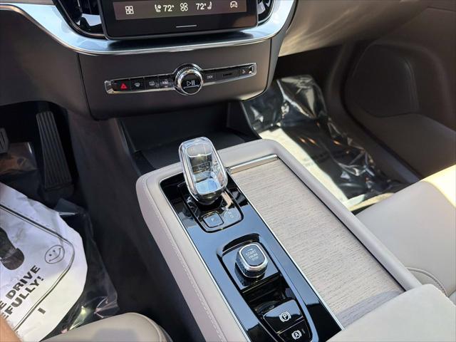 2026 Volvo XC90 Plus, B6 AWD Gas (mild hybrid), Gasoline, Bright, 7 Seats